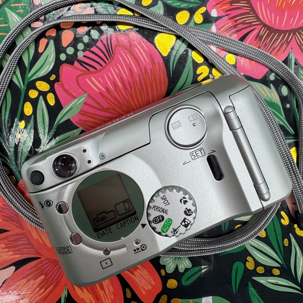 Canon Sure Shot Z155 Caption 35mm Film Camera Zoom Lens 37-155mm Silver Case